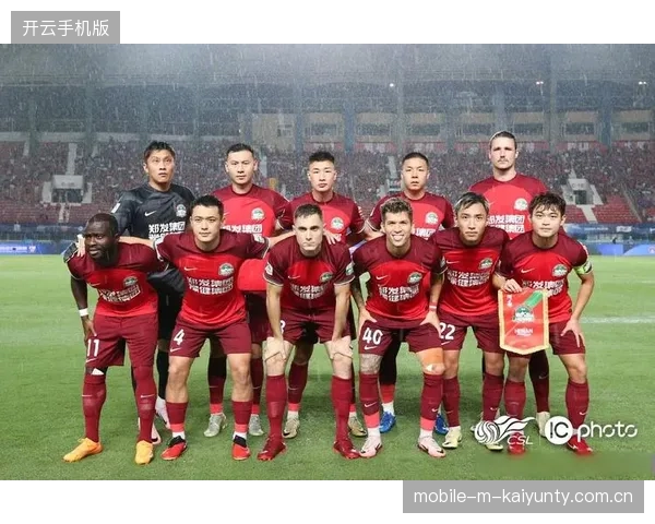 中超深圳新鹏城补时阶段点射命中：城市之光的逆转时刻